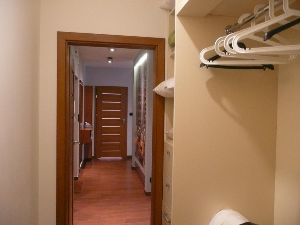 Apartament Manhattan Белосток Экстерьер фото