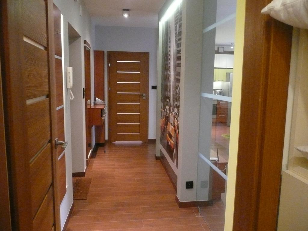 Apartament Manhattan Белосток Экстерьер фото