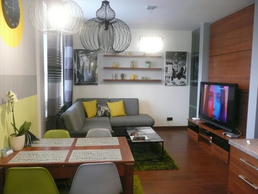 Apartament Manhattan Белосток Экстерьер фото